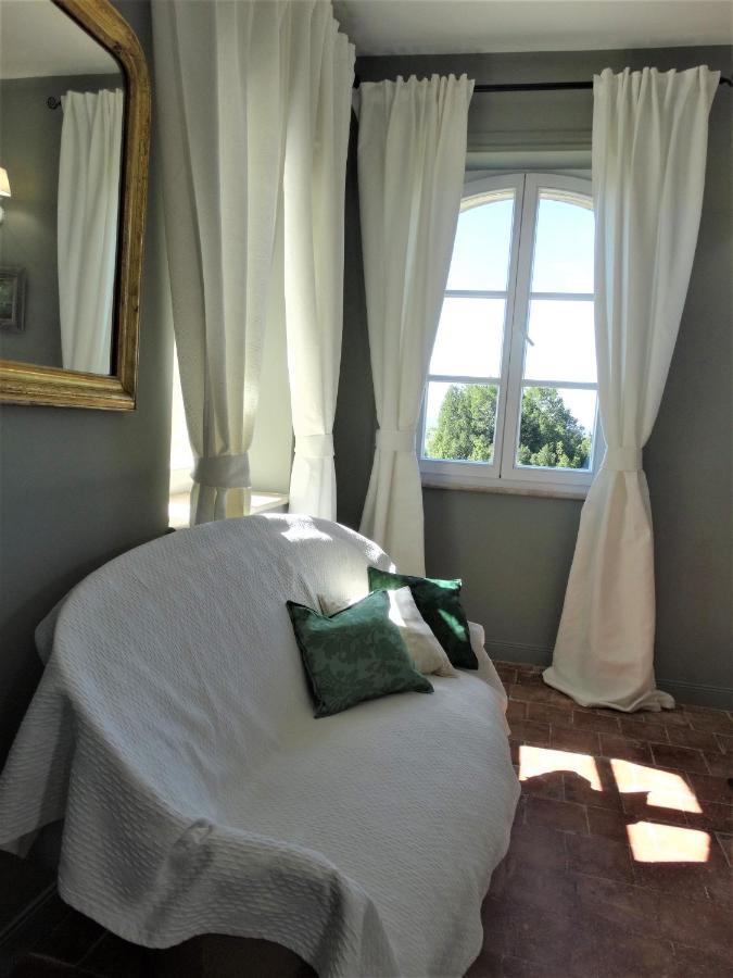 Chateau Montplaisir Charming B&B In Provence Valreas Exterior photo